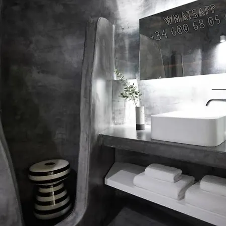 Amaya Serenity Private Pool Hottub Hammam * Oia (Santorini)
